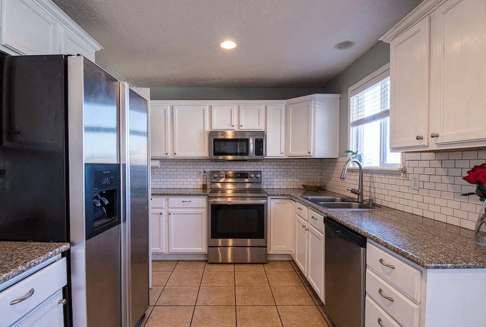 what are the uses of kitchen cabinets 2